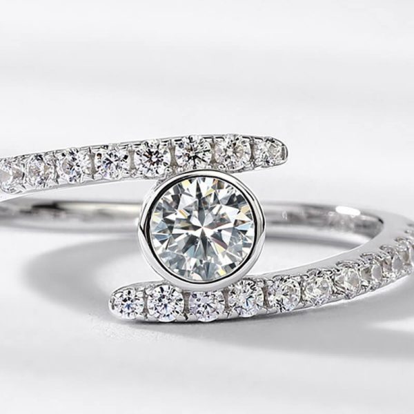 moissanite diamond rings 3